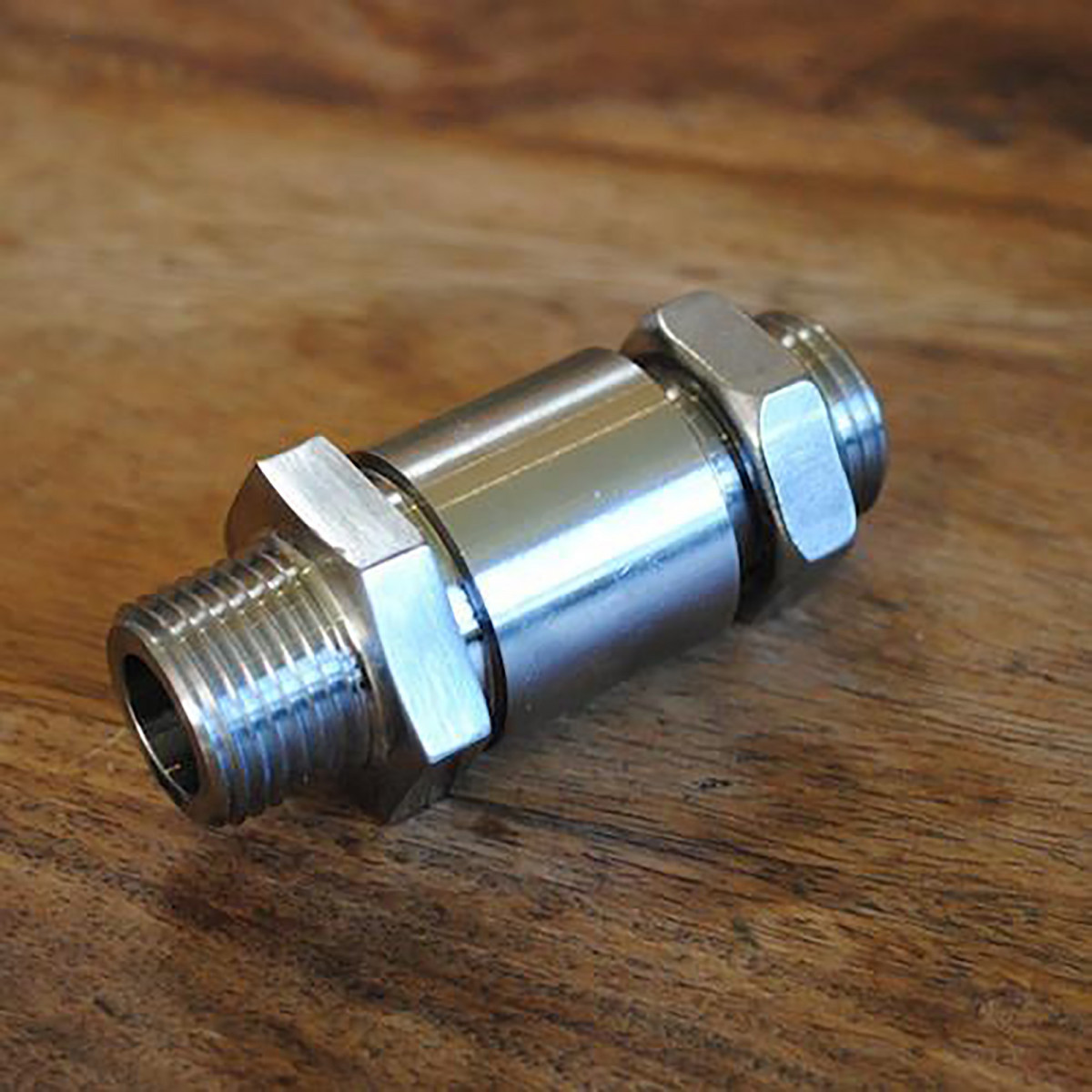 Ss Brewtech™ Hose barb 3/8" to 1/2" FPT knurled