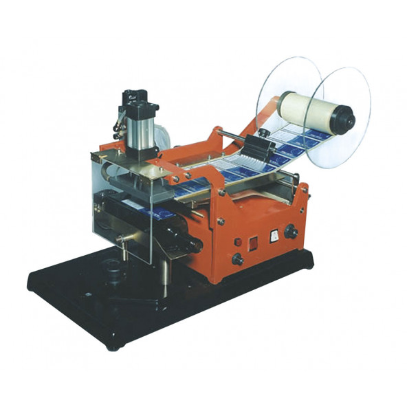 labeler QUADRO for self adhesive labels