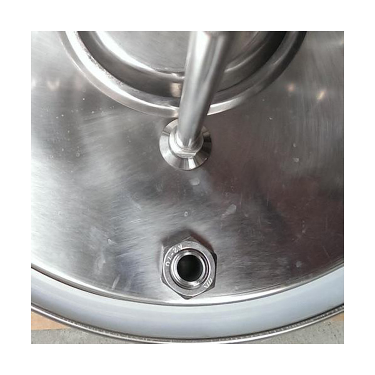 Ss Brewtech™ tuit met blow-off ventiel voor FTSs en  Brew Bucket deksels